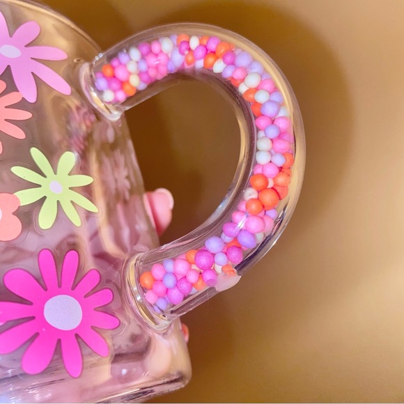 Barbie Glass Mug 10.5 oz Barbie Dreamhouse Living Tour - Picture 3 of 6